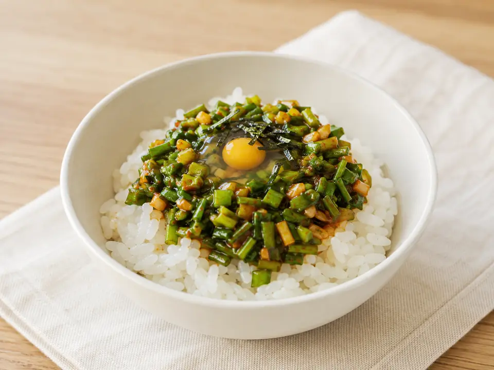青葱のキム玉丼
