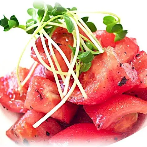 トマトのしそ中華和え