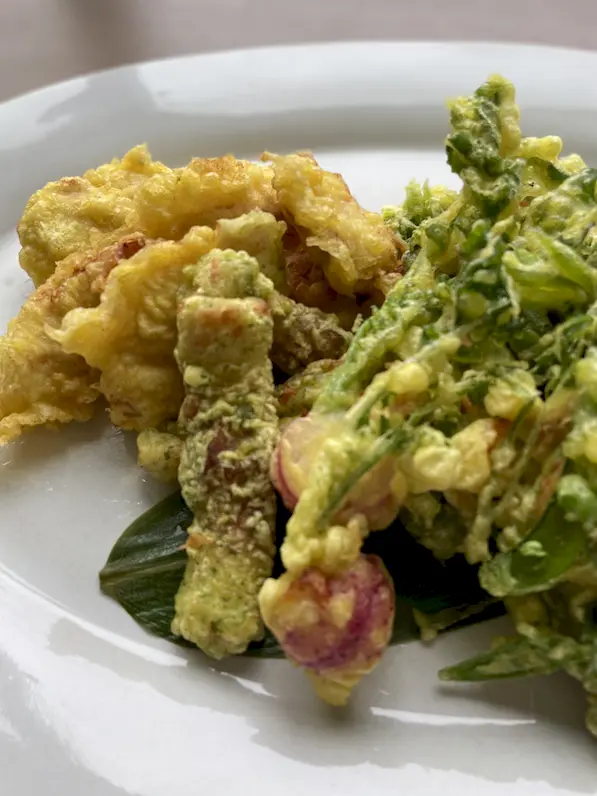 鶏天と野菜の盛り合わせ